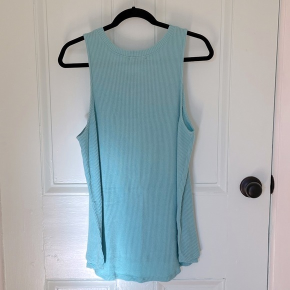 🌟 FREE WITH PURCHASE 🌟  Cherish Knit Tank Top - Picture 2 of 3